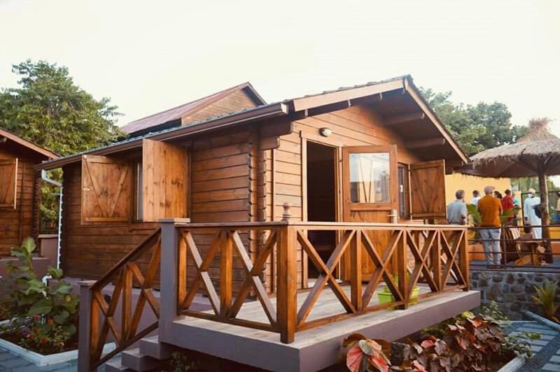 O Chalets De L'Escale Moroni Exterior photo